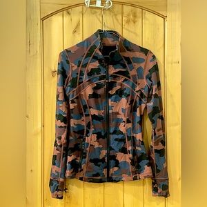 Lululemon define jacket size 6